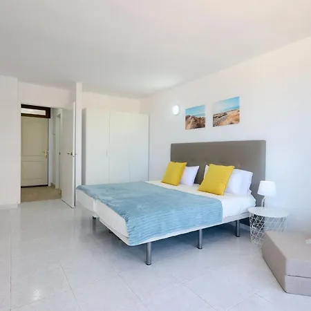 Stylish Olympia With Ocean View *